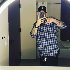 Meet your Posher, Omar